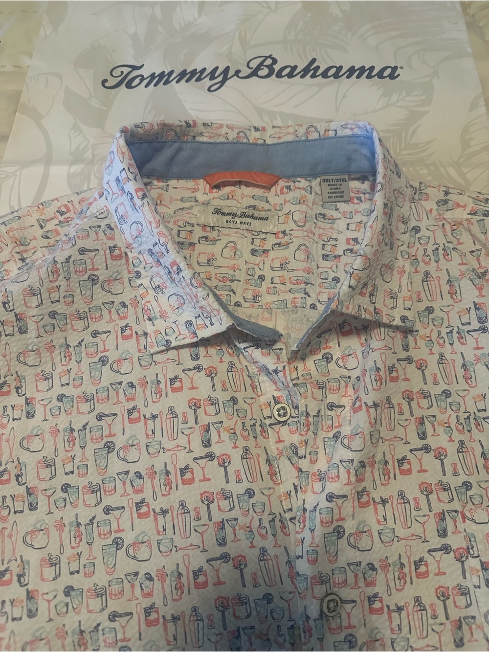 Tommy Bahama Men’s Cocktail-Print Short-Sleeve Shirt - Light Blue/White